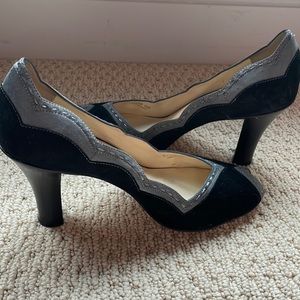 Cole Hana suede black heels